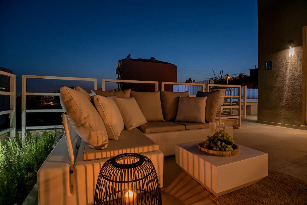 The Pleasurist - Apartment With Private Heated Pool And Terrace Split Exterior photo